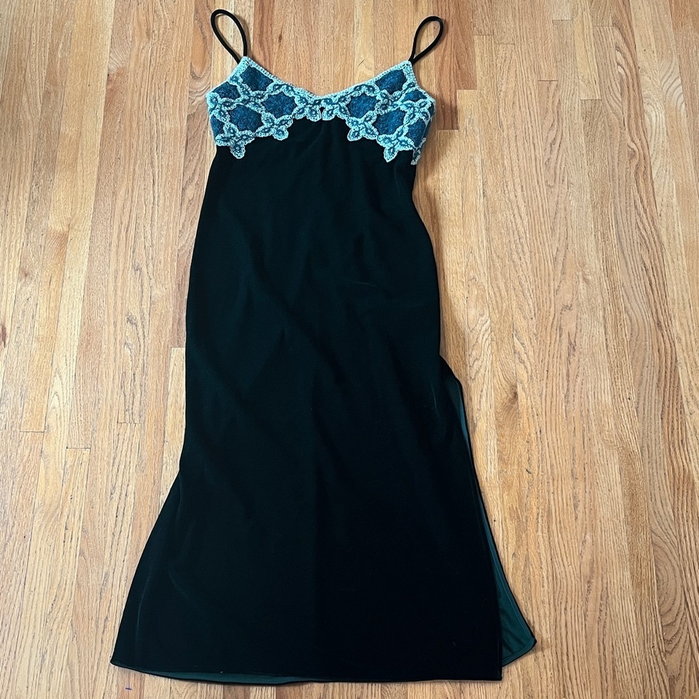 Zara Greenish Black Chemise with Blue Lace Christmas - Picture 2 of 4